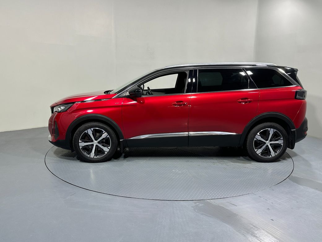 2021 Peugeot 5008