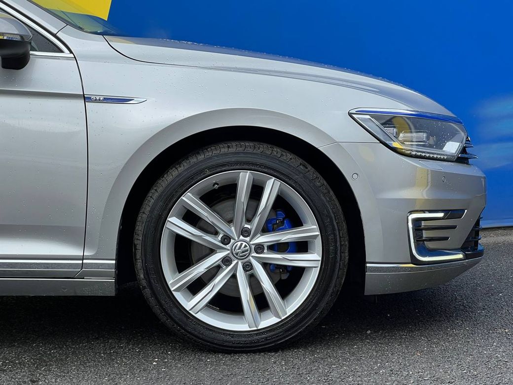 2016 Volkswagen Passat
