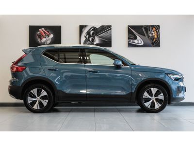 2023 Volvo XC40
