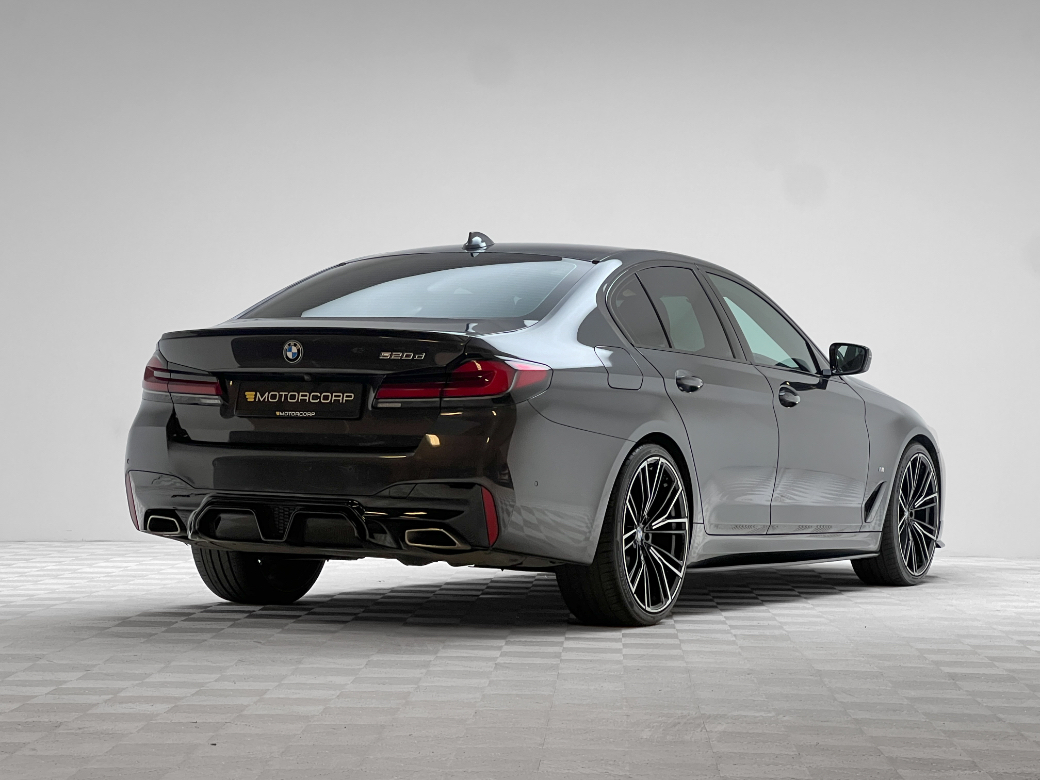 2022 BMW 5 Series