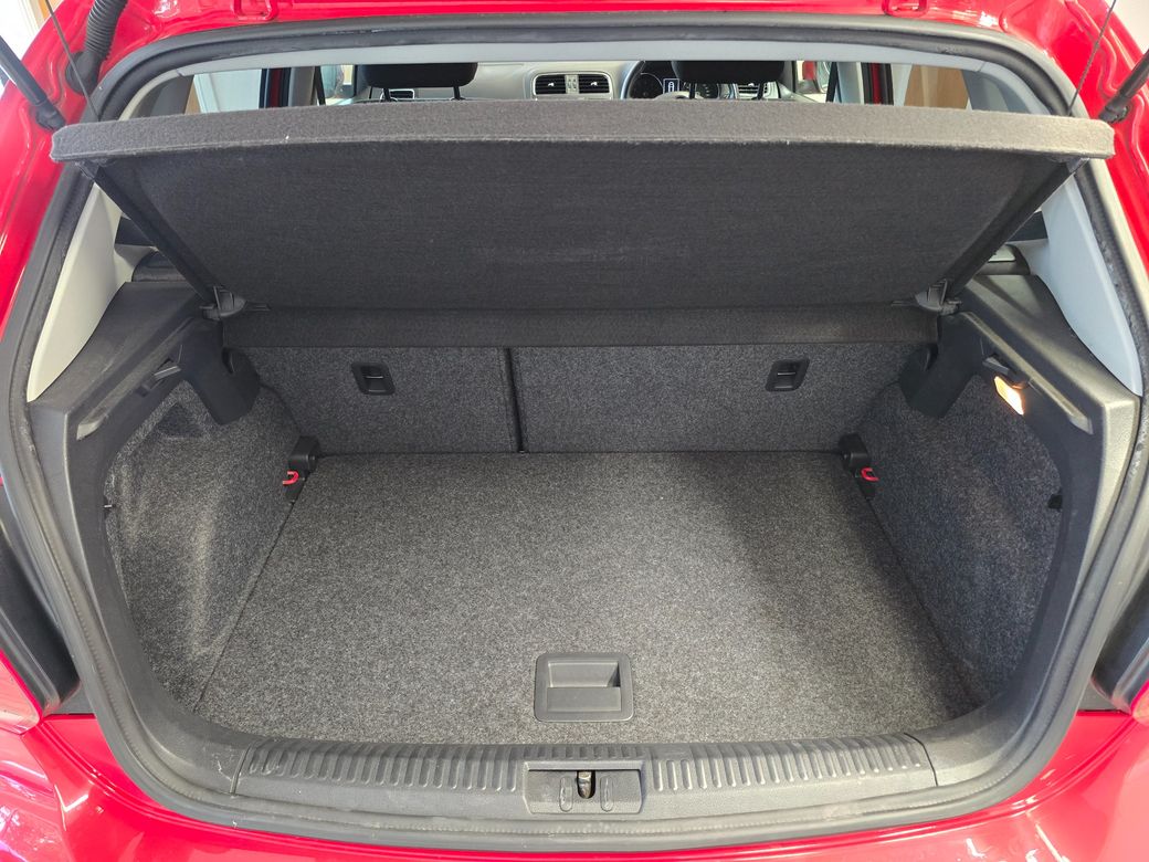 2017 Volkswagen Polo