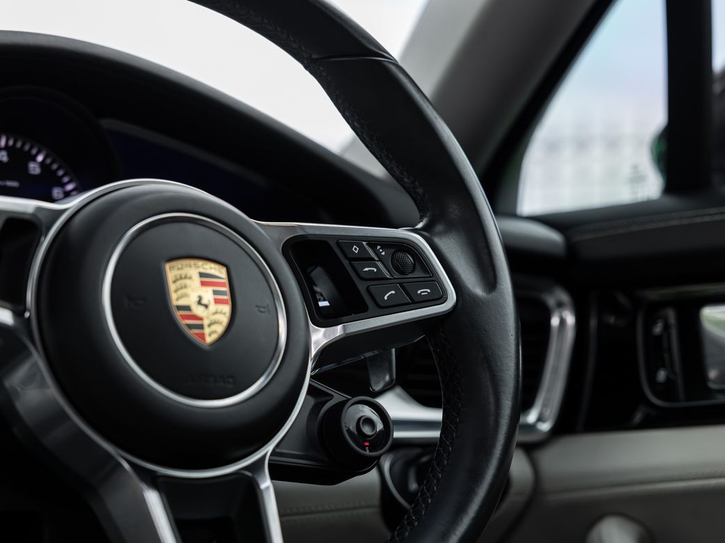 2019 Porsche Panamera