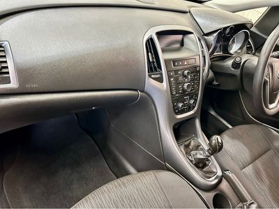 2014 Opel Astra