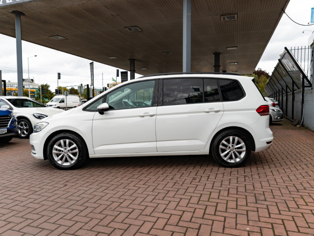 2016 Volkswagen Touran