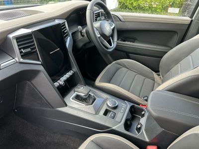 2025 Volkswagen Amarok