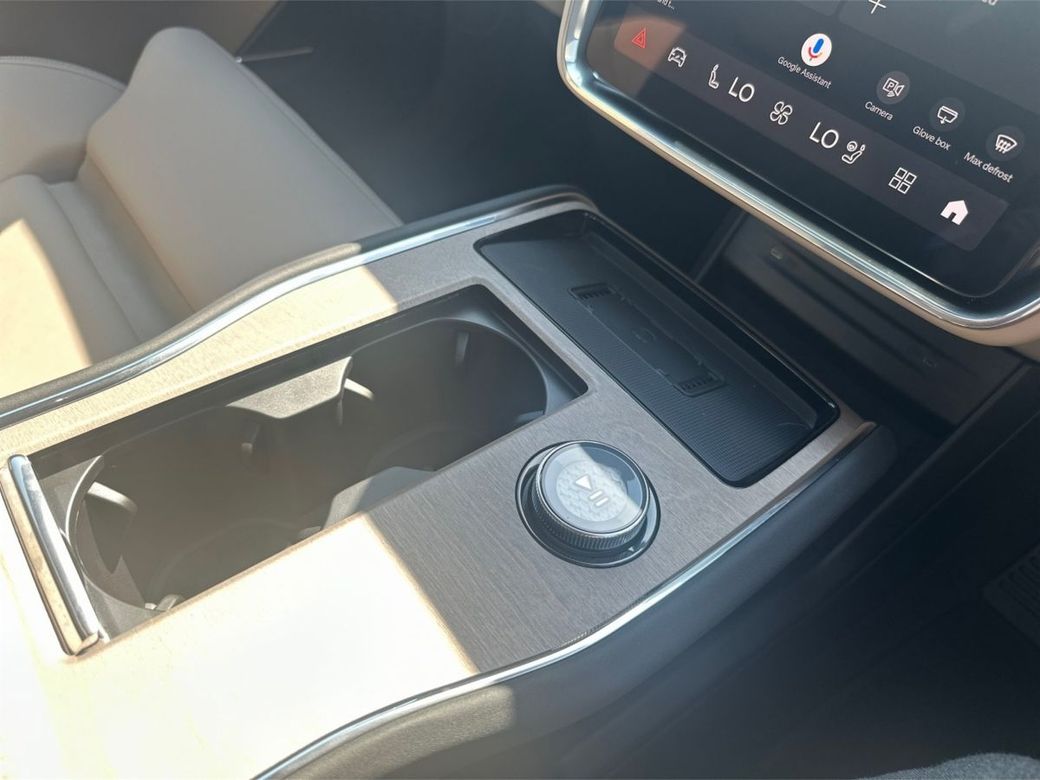 2026 Volvo EX90