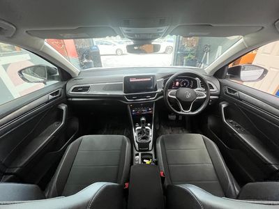 2023 Volkswagen T-Roc
