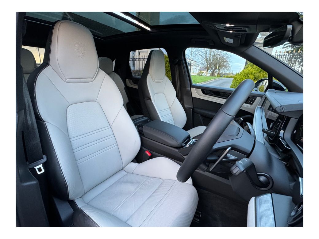 2024 Porsche Cayenne