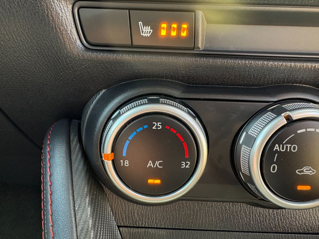 2016 Mazda Demio