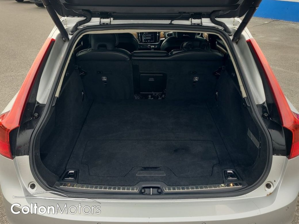 2019 Volvo V90