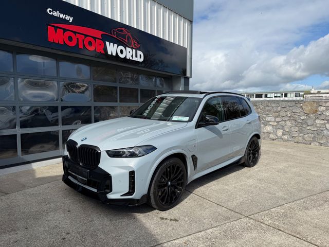 vehicle for sale from Motor World