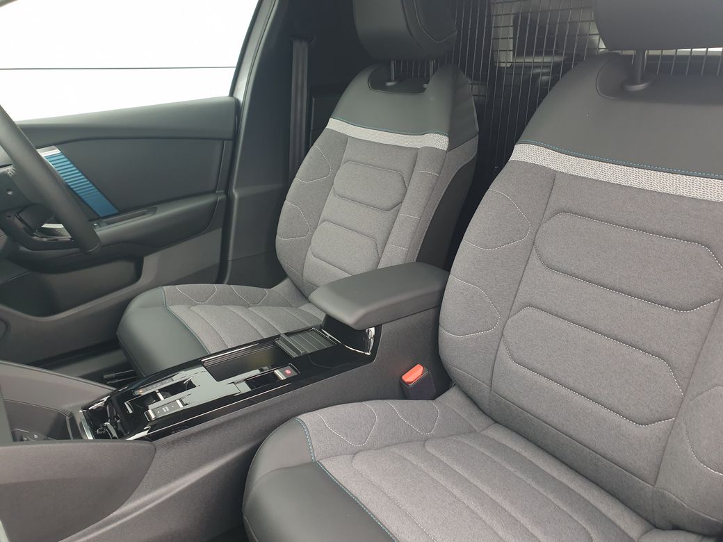 2025 Citroen C4