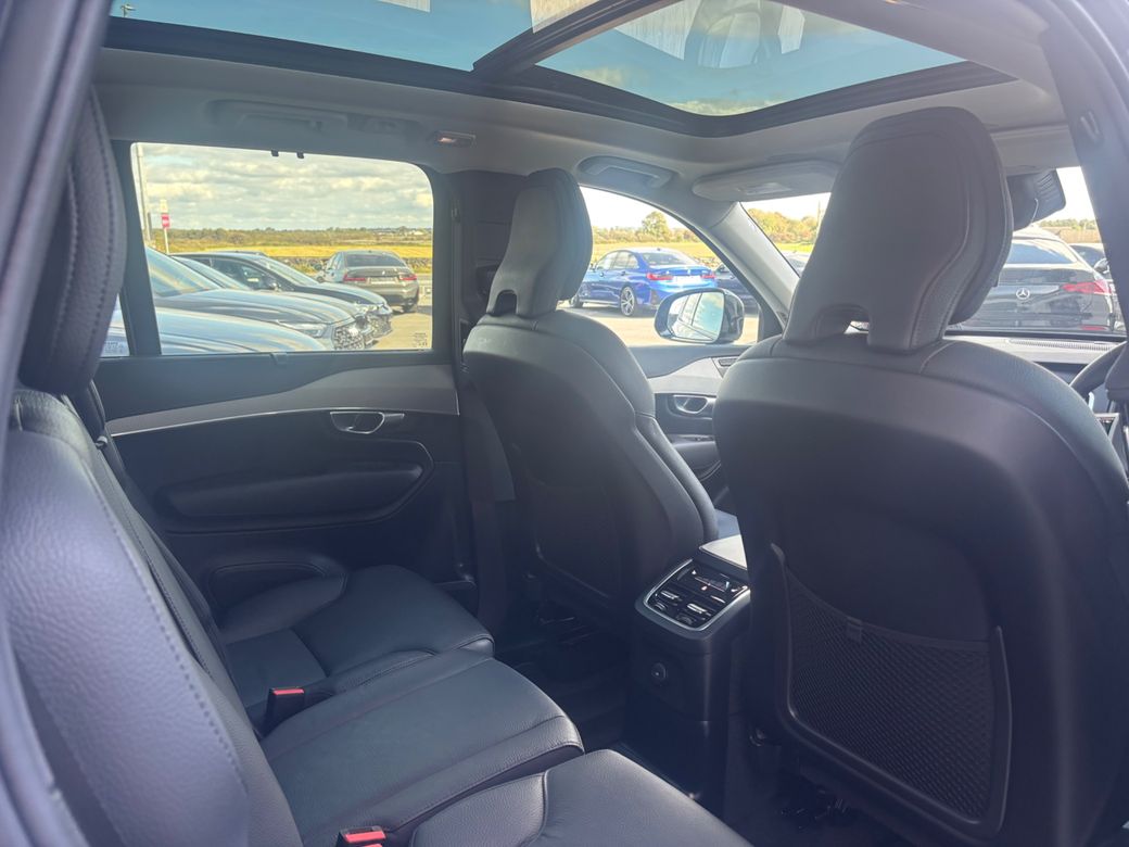 2023 Volvo XC90