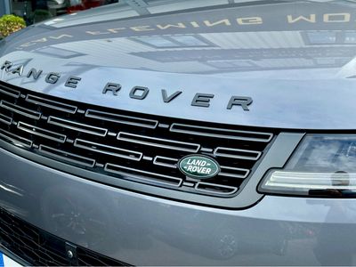 2025 Land Rover Range Rover Sport