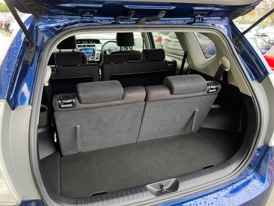 2018 Toyota Prius Alpha