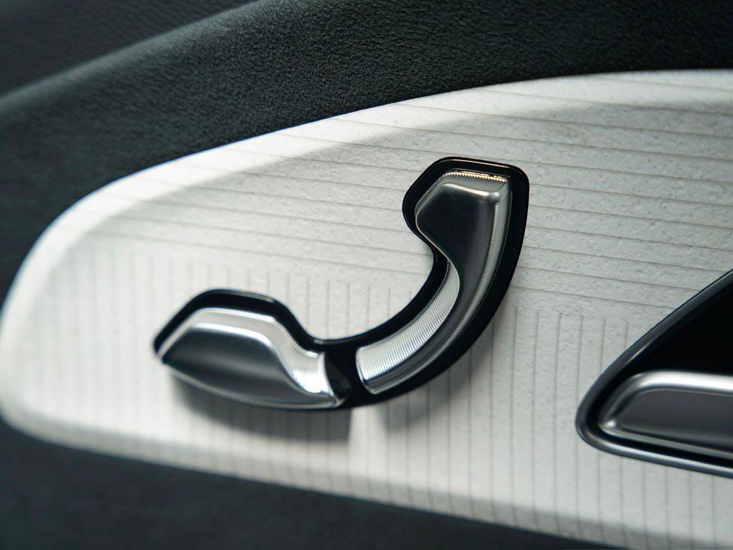 2025 Mercedes-Benz CLA Class