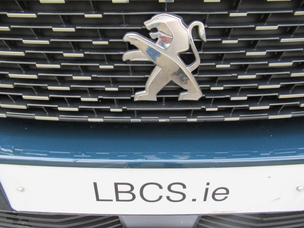 2022 Peugeot 5008
