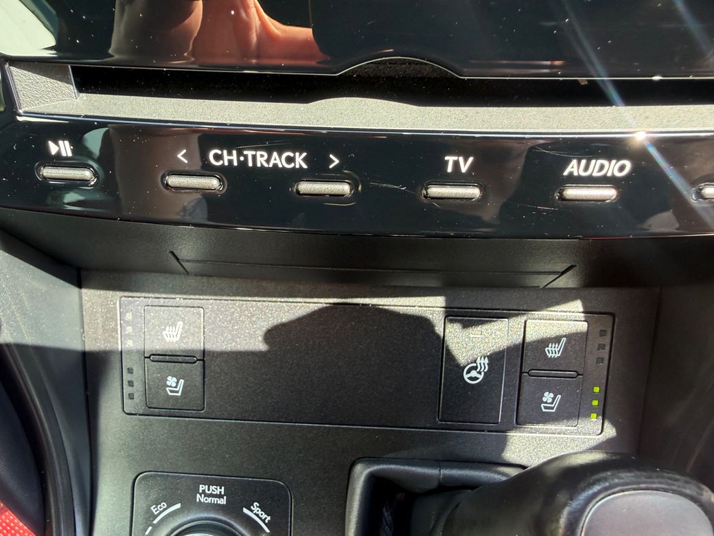2023 Lexus IS 300h