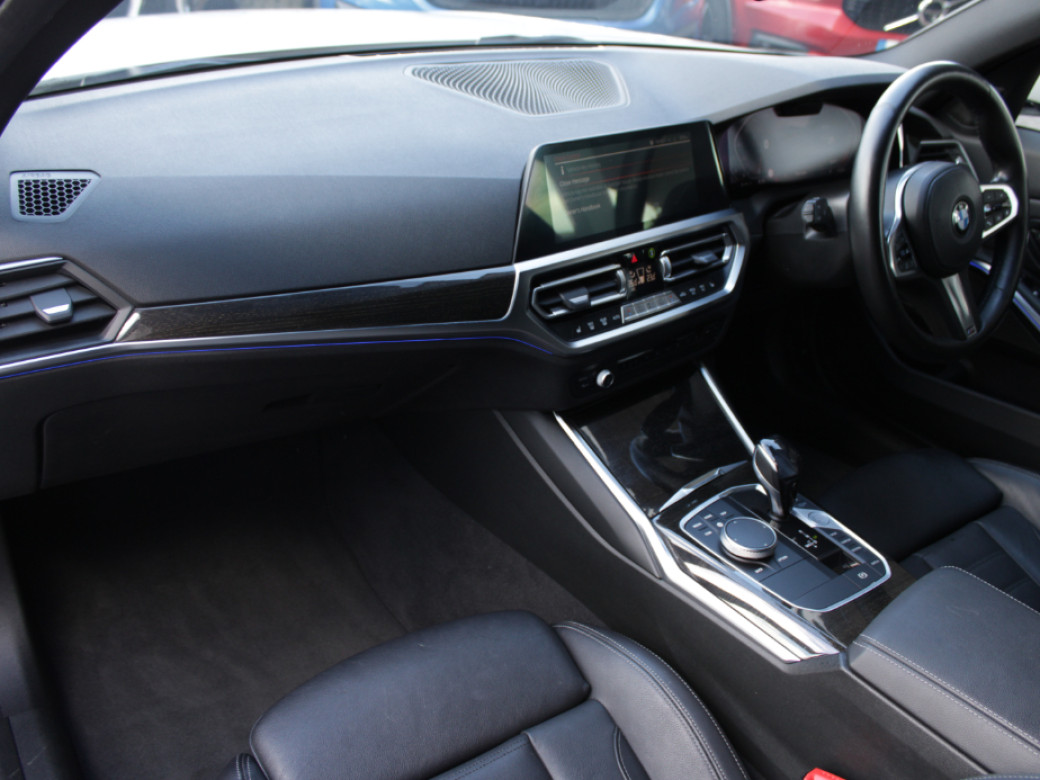 2021 BMW 3 Series