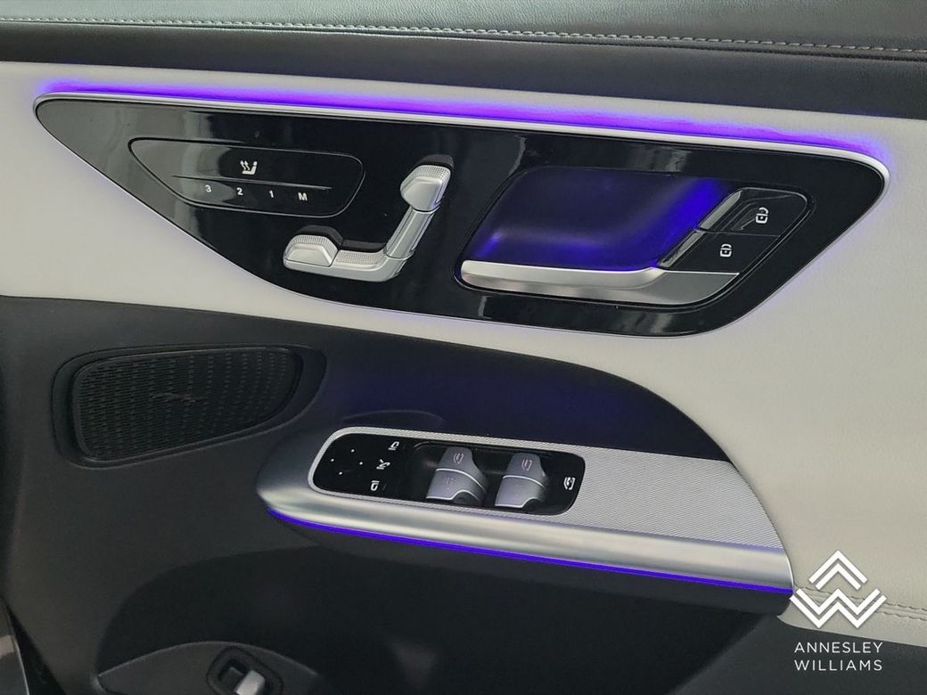 2024 Mercedes-Benz GLC Class
