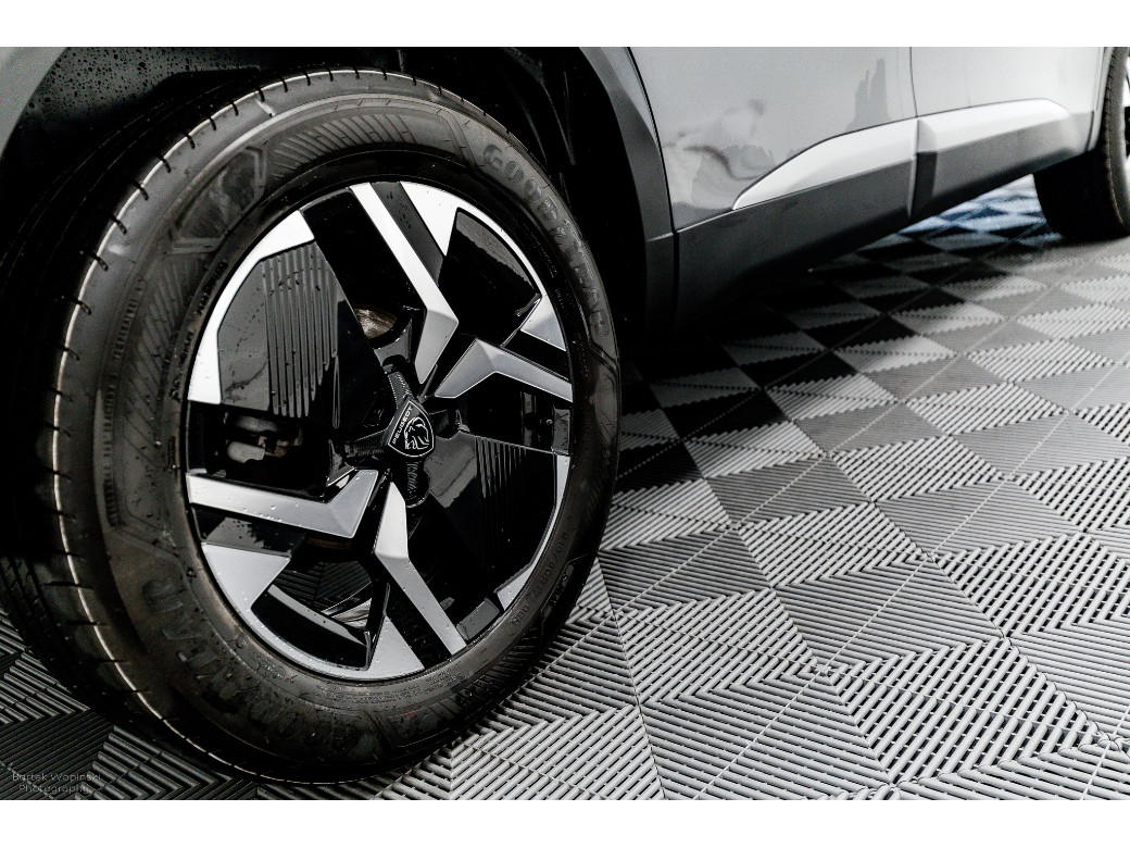 2025 Peugeot 2008
