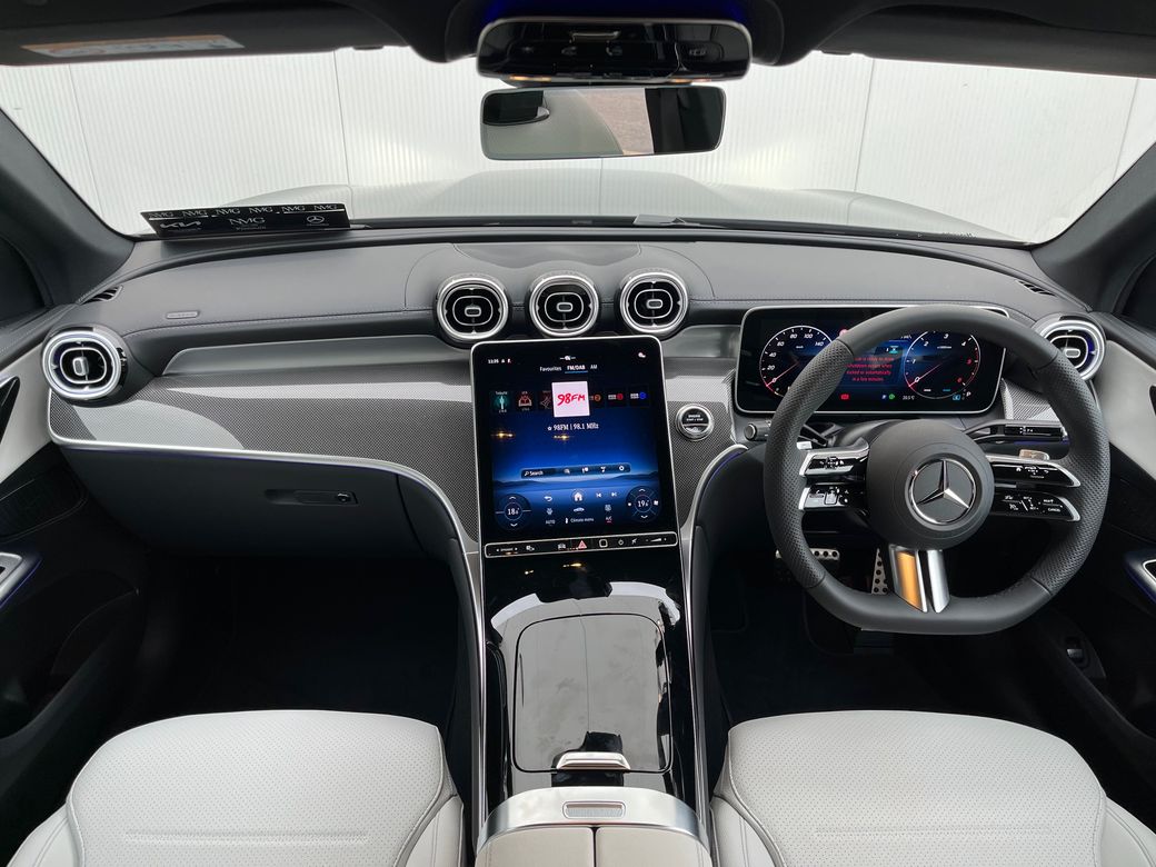 2025 Mercedes-Benz GLC Class