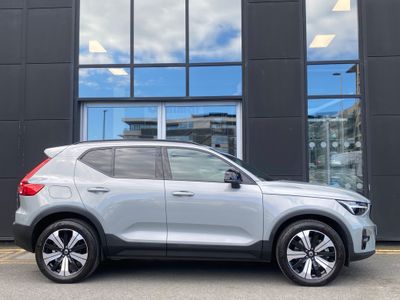 2023 Volvo XC40