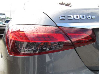 2022 Mercedes-Benz E 300