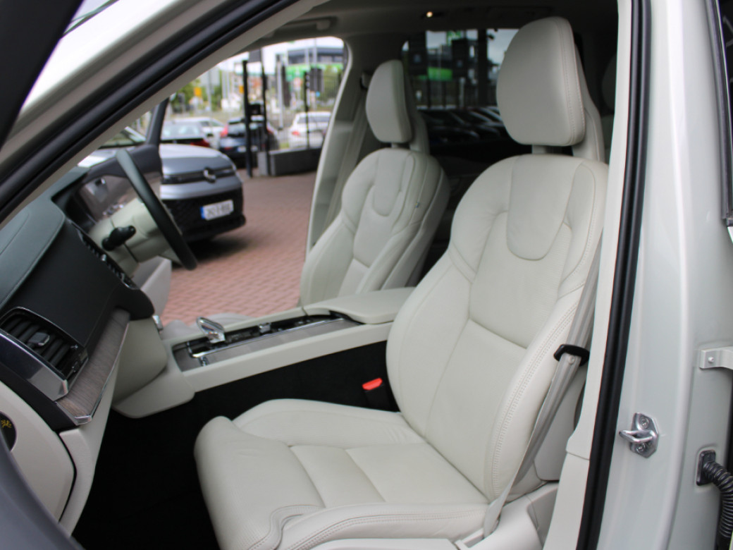 2021 Volvo XC90