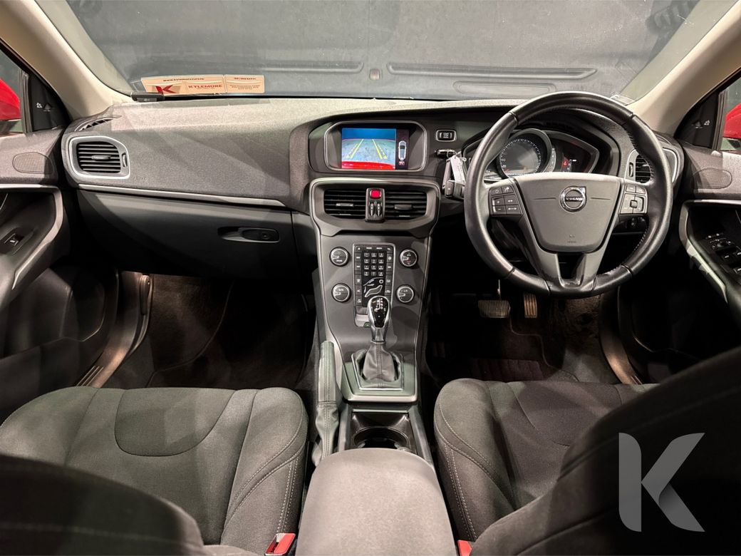 2018 Volvo V40