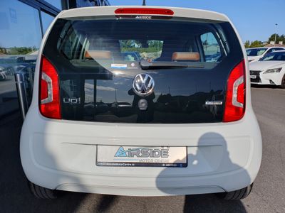2016 Volkswagen up!