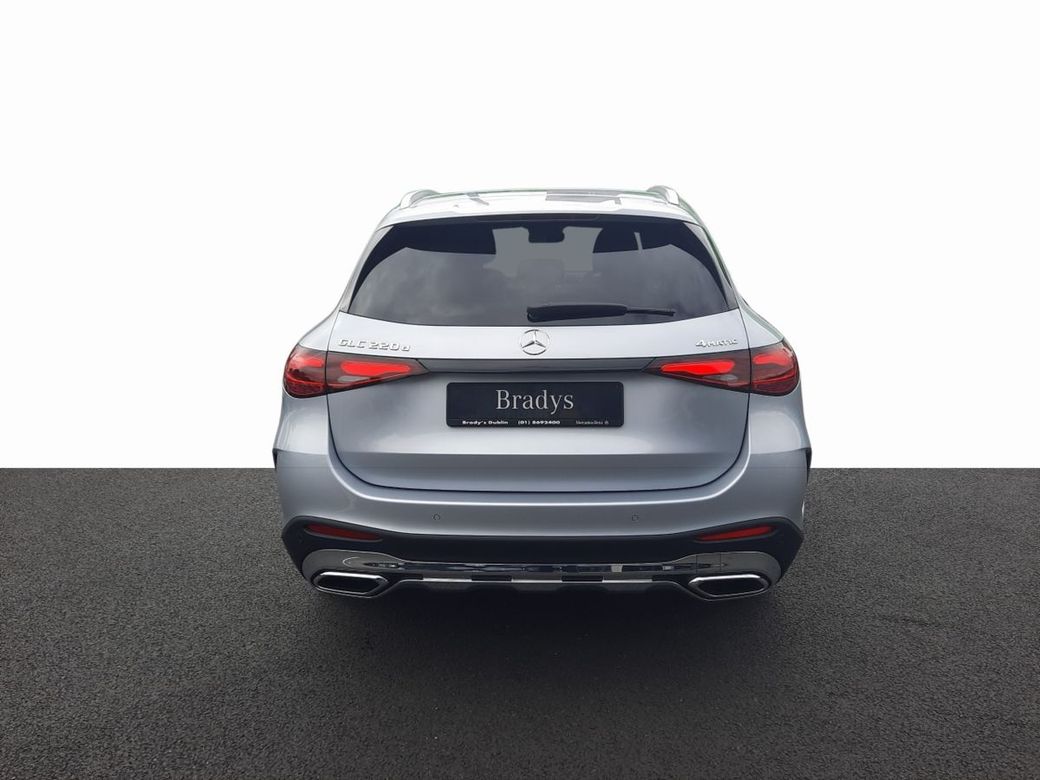 2025 Mercedes-Benz GLC Class