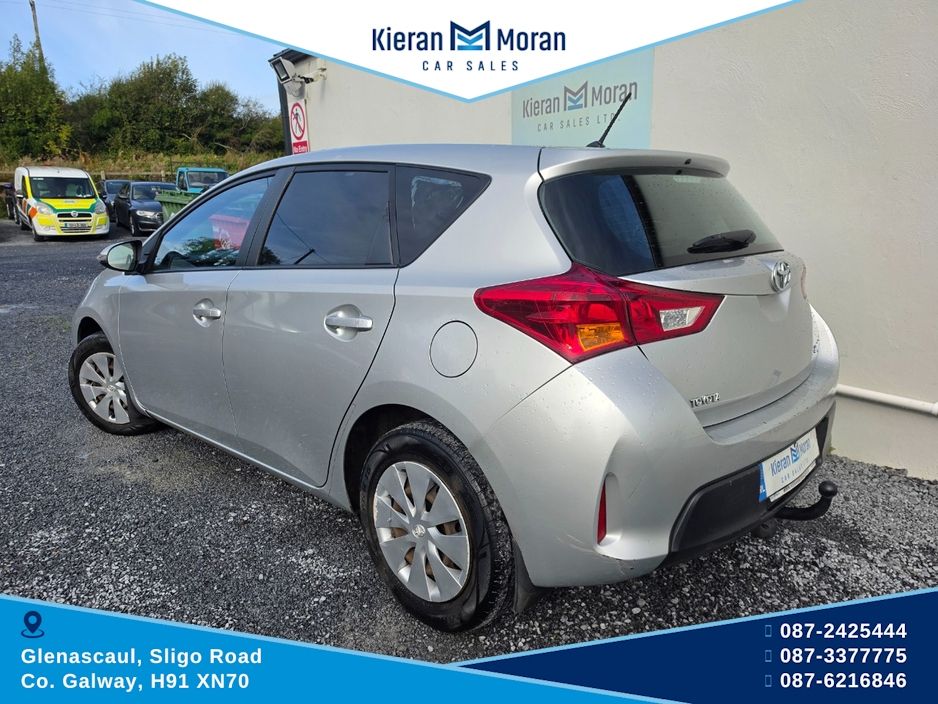 2015 Toyota Auris