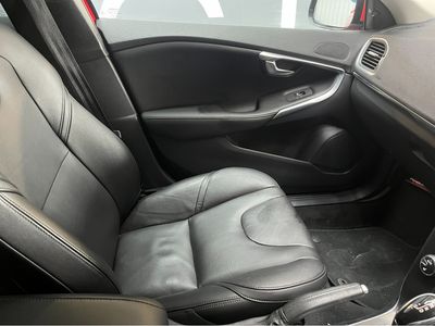 2014 Volvo V40