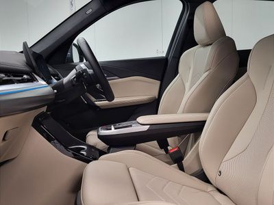 2025 BMW iX1