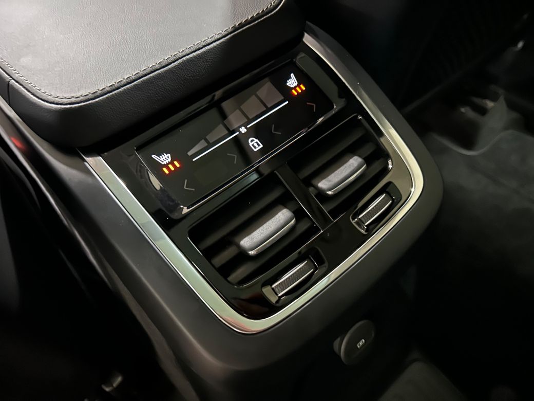 2022 Volvo XC90