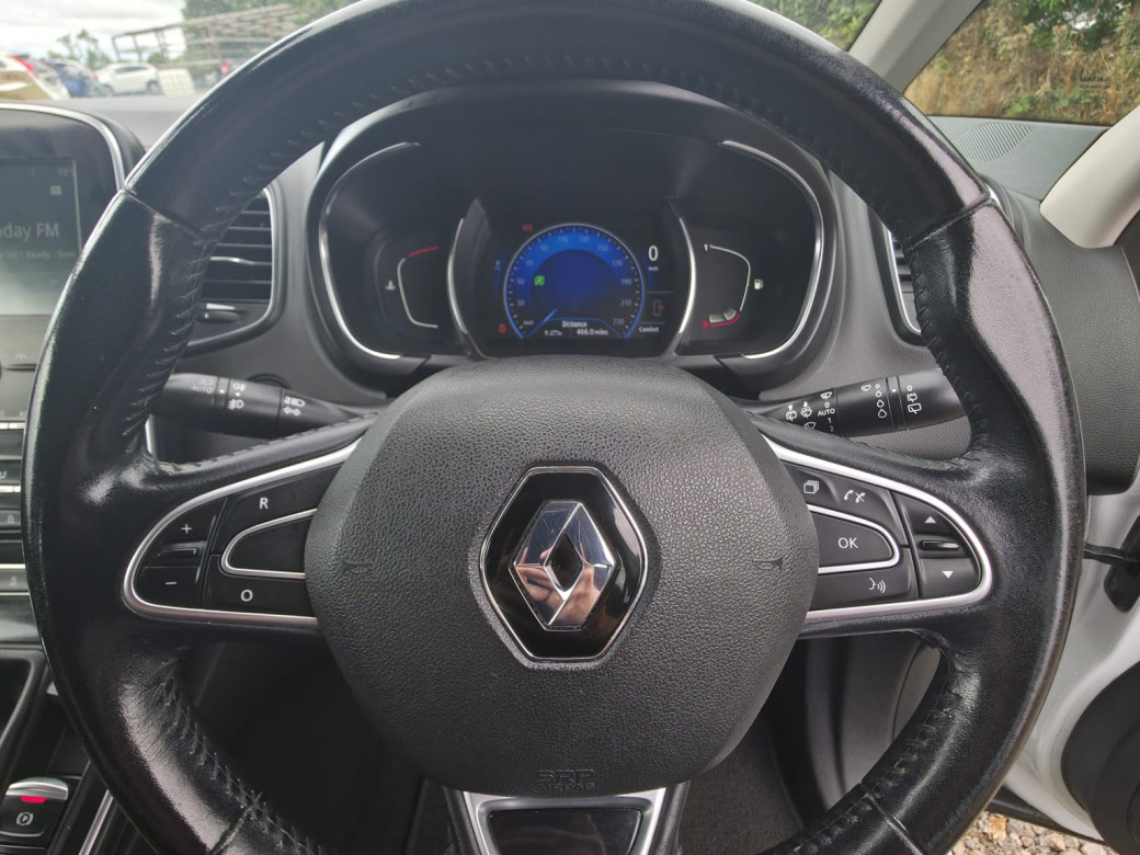 2017 Renault Scenic