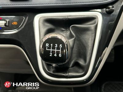 2025 White Maxus Deliver 7