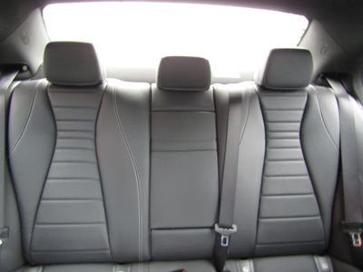 2022 Mercedes-Benz E 300