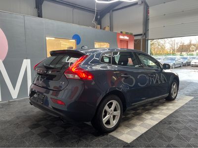 2017 Volvo V40