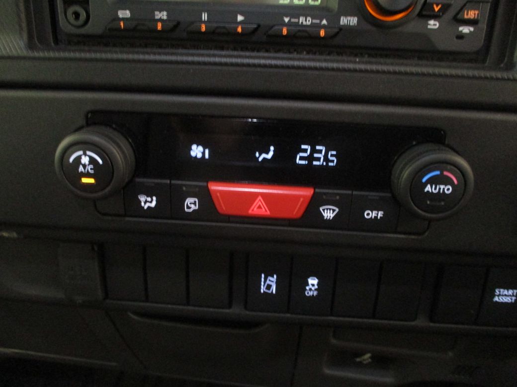 2024 Isuzu NPR