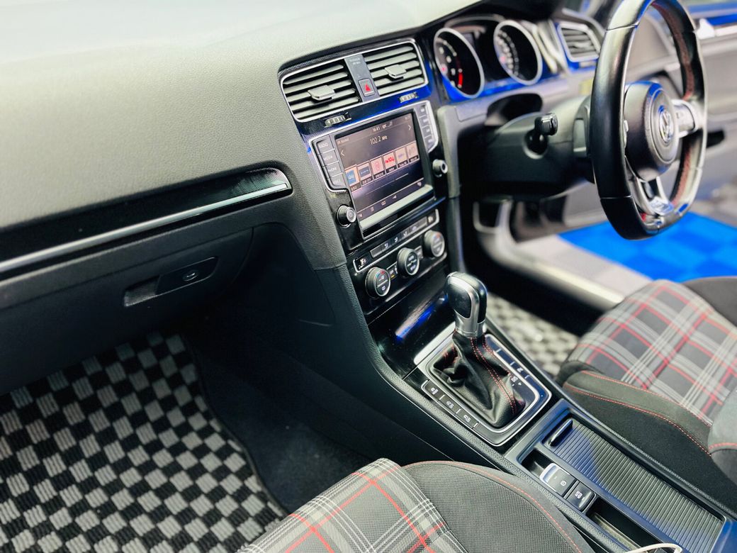 2014 Volkswagen Golf