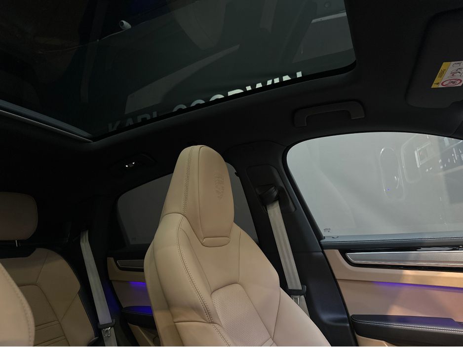 2023 Porsche Cayenne
