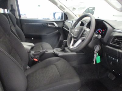 2025 Isuzu D-MAX