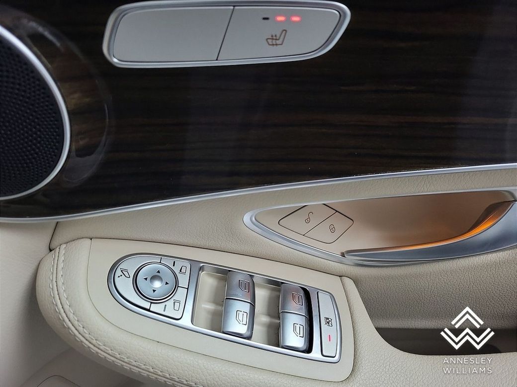 2022 Mercedes-Benz GLC Class