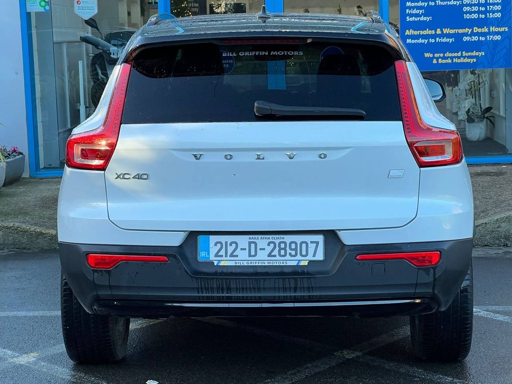 2021 Volvo XC40