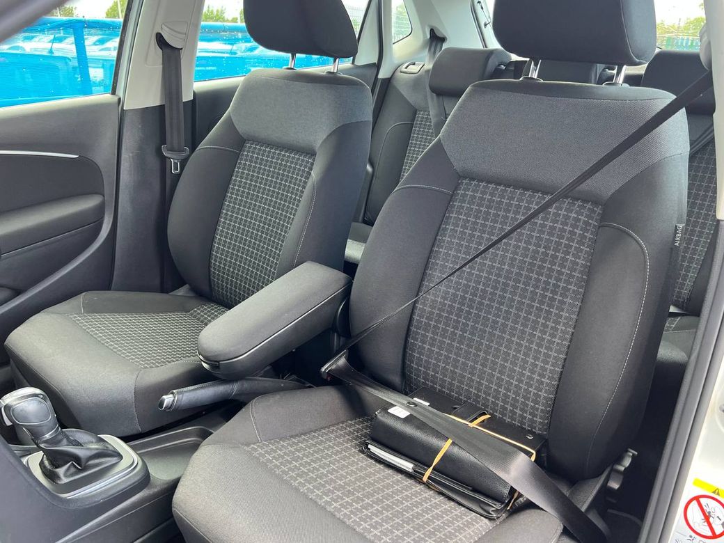 2017 Volkswagen Polo