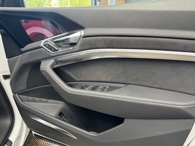 2023 Audi e-tron