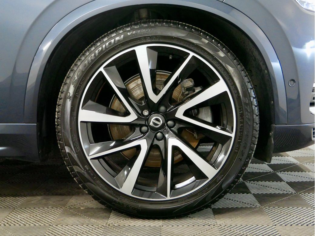 2023 Volvo XC90
