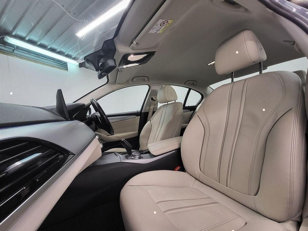 2021 BMW 5 Series